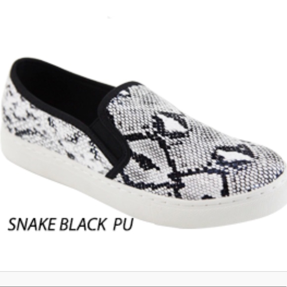 Snake black white snakeskin slip on sneaker - Picture 3 of 3